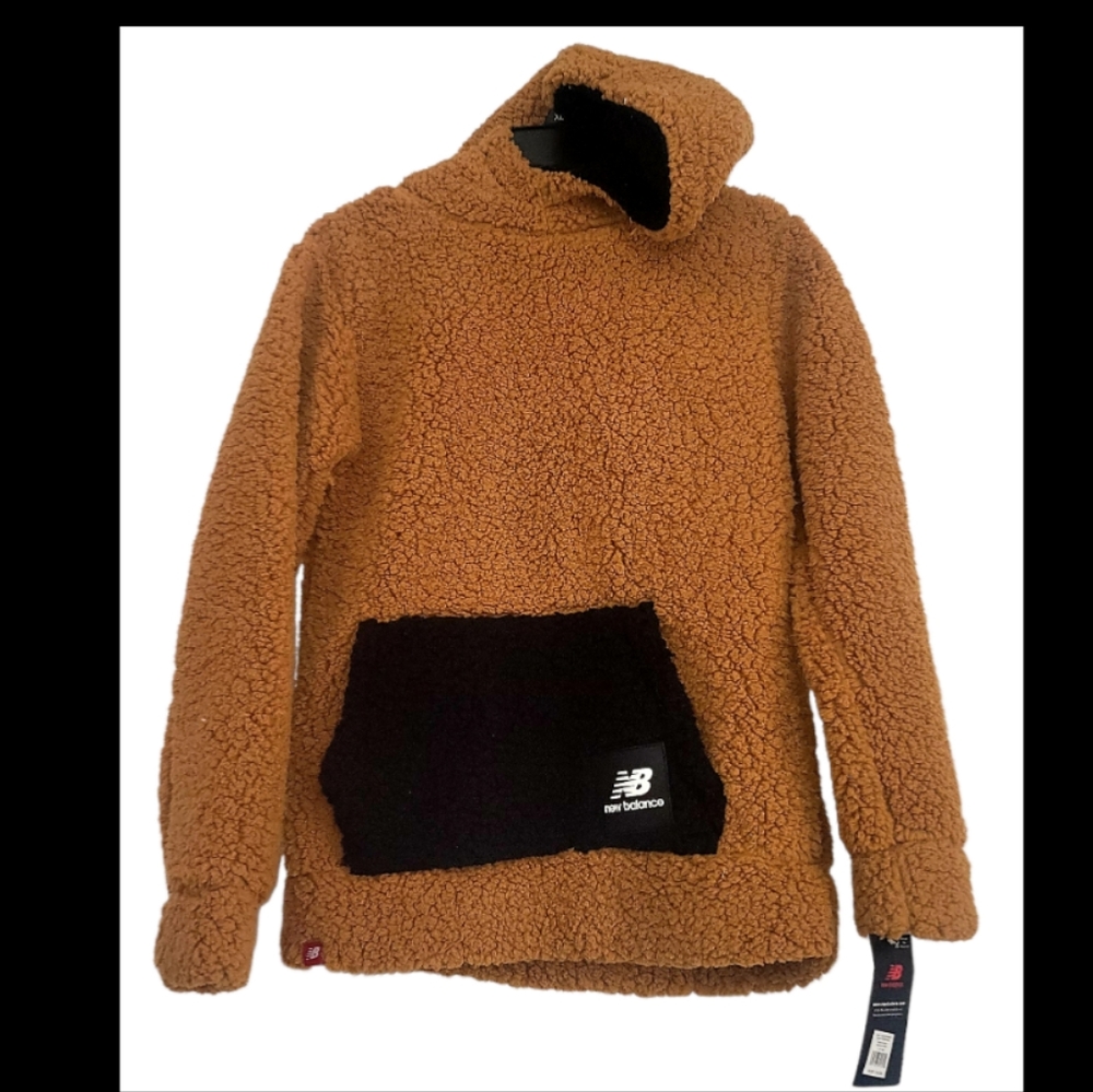 **NWT BOYS LG(14-16) NEW BALANCE HOODIE FEELS/ LOOKS LIKE A PLUSH BEAR** - Picture 3 of 3